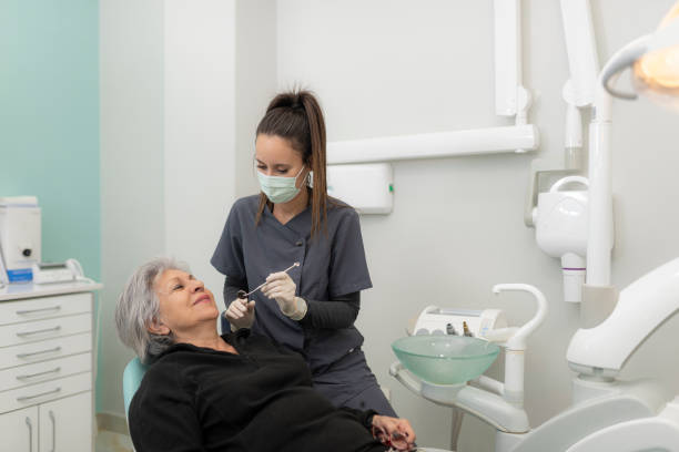 Best Emergency Tooth Extraction in Montclair, VA